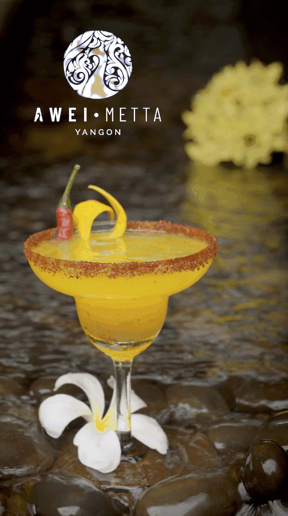 Mango Bev 3.jpg