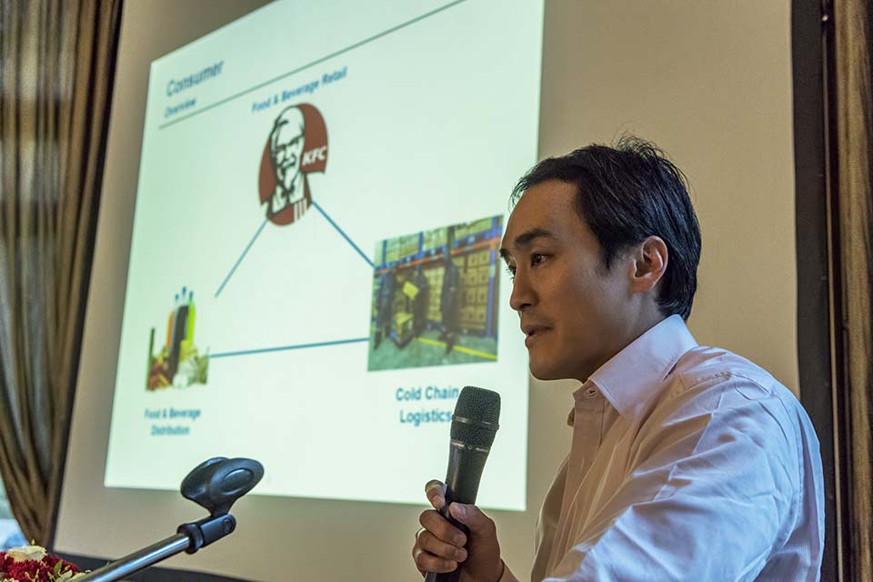 YOMA_2017_01827.jpg