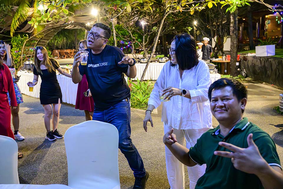 GroupHR_2026_05319.jpg