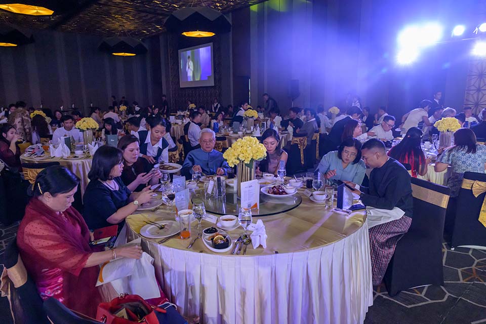 GroupHR_2025_02112.jpg